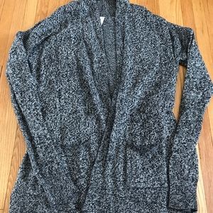 SOLD.gap body marled gray wrap with pockets small